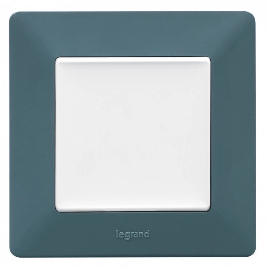 Valena LIFE Лицевая панель для выключателей одноклавишных Белая