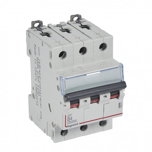 Выключатель автоматический трехполюсный 4А B DX3 10kА/16kА