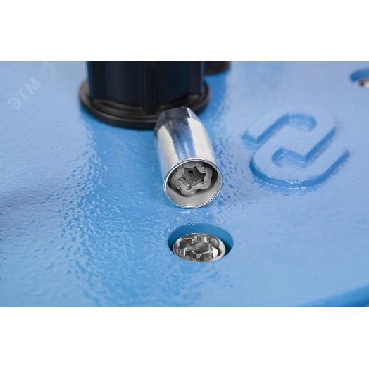 Оголовок скважинный ОСАБ 130-140/32, пластик