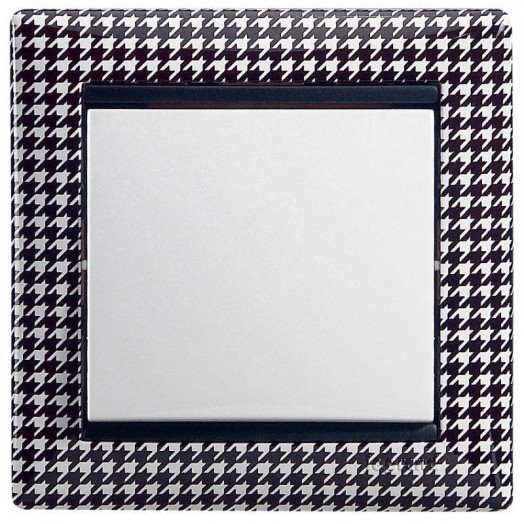 Механизм выключателя 1-кл. СП Valena 10А IP31 250В сл. кость Leg 774301