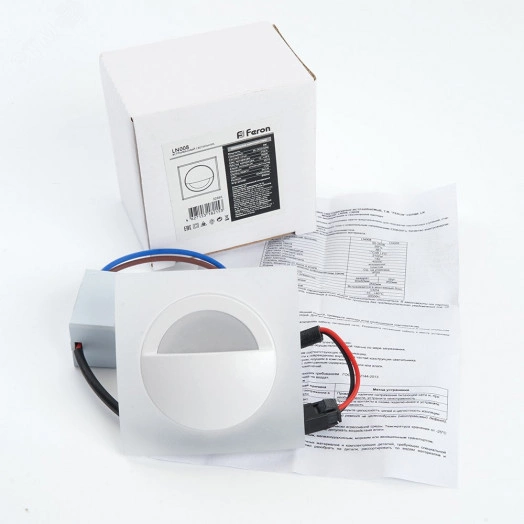 Светильник светодиодный ДВО-3w 4000К 210Лм квадратный белый