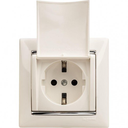 Механизм розетки 1-м СП Valena 16А IP21 2P+E с заземл. защ. шторки с крышкой на винтах бел. Leg 774422
