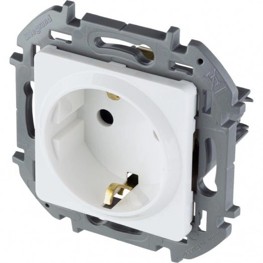 Механизм розетки 1-м СП Inspiria 16А IP20 250В 2P+E защ. шторки немецк. стандарт бел. Leg 673730