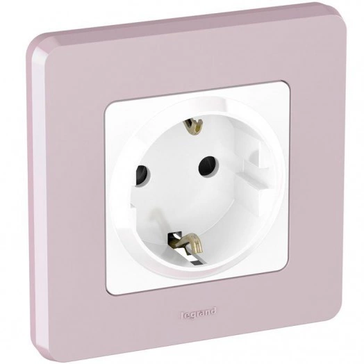 Механизм розетки 1-м СП Inspiria 16А IP20 250В 2P+E защ. шторки немецк. стандарт бел. Leg 673730