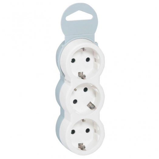 Тройник Helium 16А с заземл. бел. Leg 050656