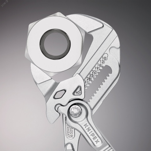 Клещи переставныеавные - гаечный ключ 40 мм (1 1/2) L-180 мм Cr-V хромированные обливные рукоятки блистер KN-8603180SB