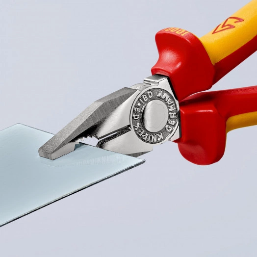 Плоскогубцы комбинированные VDE 1000V резка - проволока средней твердости 31мм твердая проволока 2мм кабель 10мм (16мм) L=160мм диэлектрические хромированные двухкомпонентные рукоятки блистер