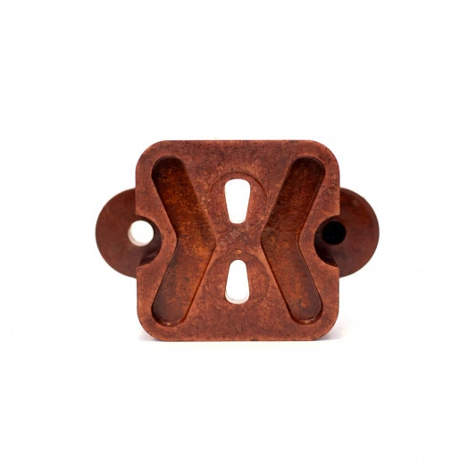 Изолятор А646