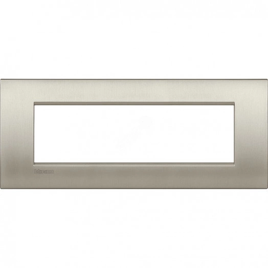 Livinglight. Рамка Air, итальянский стандарт 7 мод. Цвет ''Матовый титан''