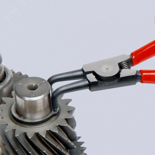 Щипцы для внешних стопорных колец губки под углом 90° посадочный размер  19 - 60 мм диаметр наконечников  18 мм L-170 мм Cr-V чёрные обливные рукоятки KN-4621A21