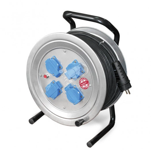 Удлинитель силовой ТМ Союз на металлической катушке 4 гнезда 3700 Вт защитная крышка КГ IP-44 50м