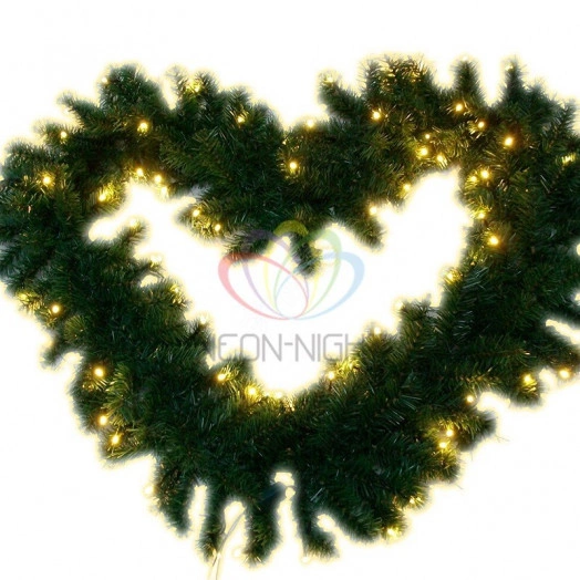 Еловый шлейф домашний искуственный 2.7м тепло-белый