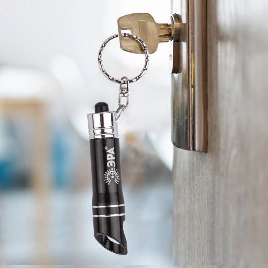 Фонарик карманный кемпинговый туристический ударопрочный алюминиевый корпус, батарейки в комплекте, с открывалкой BB-508 ЭРА