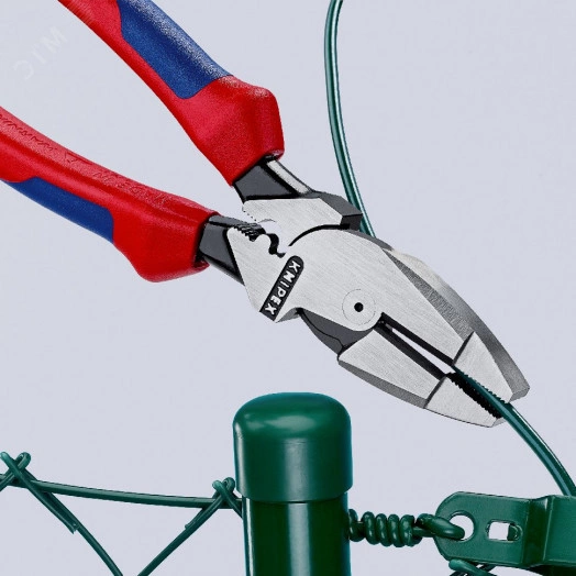Linemans Pliers плоскогубцы электромонтёра с приспособлением для протяжки кабеля и обжима кабельных наконечников рез: проволока средней твёрдости  46 мм твёрдая проволока  3 мм L-240 мм чёрные 2-компонентные рукоятки крепление для страховки KN-0