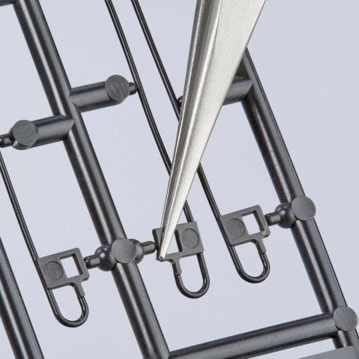 Пинцет захватный прецизионный заострённые гладкие губки L-155 мм хромоникелевая нержавеющая сталь антимагнитный KN-922204