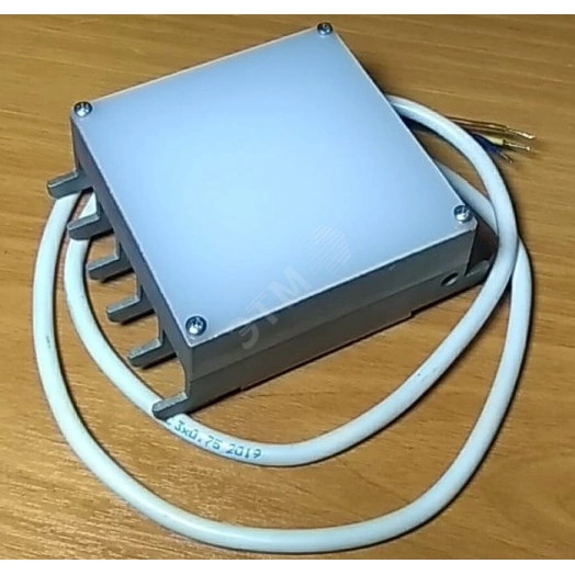 ДВО-10Вт, IP20, 1300Лм, 4000К, Грильято, опал, яч.10х10см Albatross