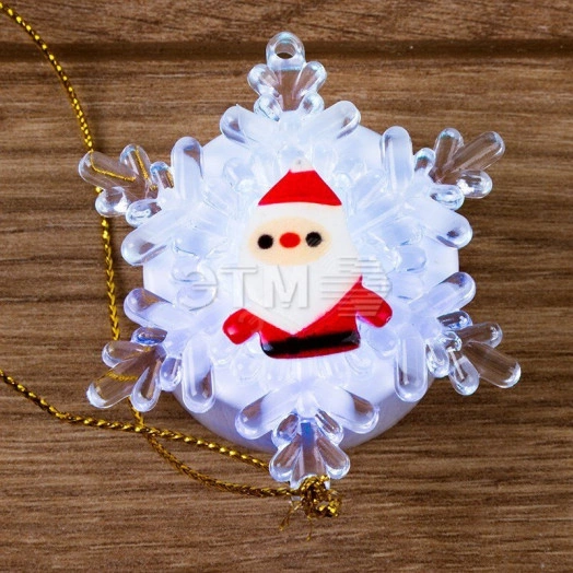 Дед мороз домашний на снежинке RGB на присоске 5,5*5,5 см