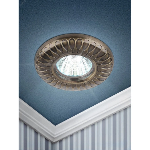 Светильник  литой MR16,12V/220V, 50W бронза (100/2100) ЭРА