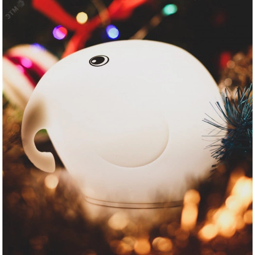 Настольный светильник NLED-418-2W-W белый (12/480) ЭРА