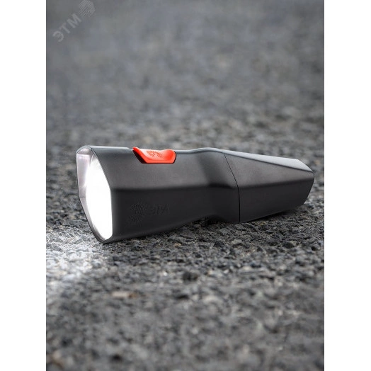 Фонарик карманный аккумуляторный, эргономичный, с вилкой для зарядки, 2 режима MA-501-BL Аллигатор ЭРА