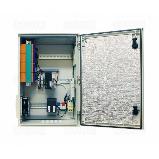 Станция уличная с термостабилизацией, системой проточной вентиляции и оптическим кроссом. Встроенные DIN-рейки 220,70,80мм