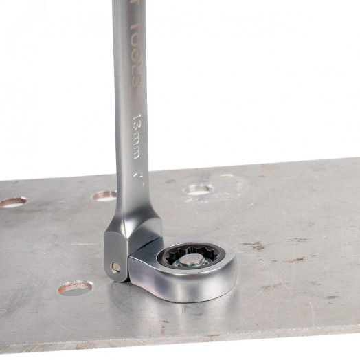 Ключ гаечный трещоточный с шарниром 10 мм