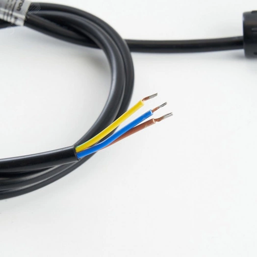 Соединитель-коннектор для LL-892 и контроллера LD150 трехжильный тип папа