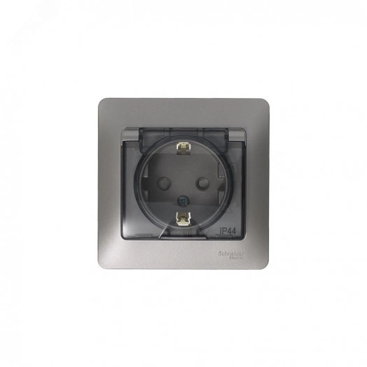 GLOSSA розетка с заземлением со шторками с крышкой в сборе IP44 платина