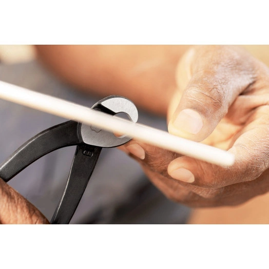 Клещи для пробивания кафельной плитки губки в форме клюва попугая L-200 мм чёрные блистер KN-9100200SB