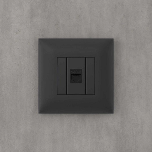 Розетка компьютерная 1-м СП Avanti "Черный матовый" RJ45 кат.5E без шторок механизм DKC 4412663