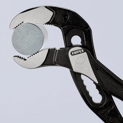 Клещи переставныеавные ALLIGATOR сантехнические 90 мм (3 1/2) под ключ 95 мм L-400 мм Cr-V серые обливные рукоятки блистер KN-8801400SB