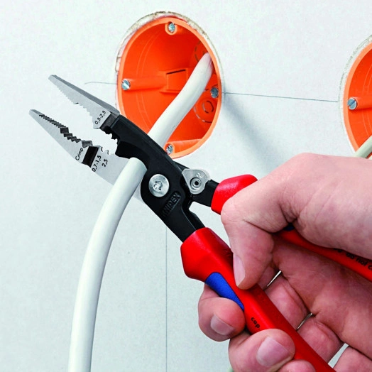 Клещи электромонтажные 6-в-1 захват плоского и круглого материала гибка удаление заусенцев снятие изоляции 075 - 15 + 25 мм обжимка контактных гильз 05 - 25 мм кабелерез  15 мм (5 х 25 мм) L-200 мм защёлка-собачка хромированные обливные рукоятки