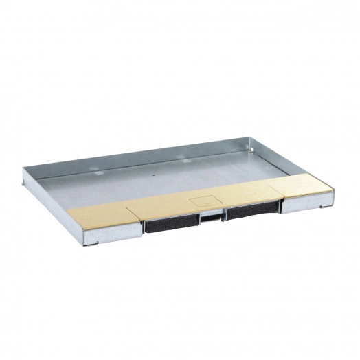 Крышка для напольной коробки латунь, исполнение вровень с полом 8/12 мод.