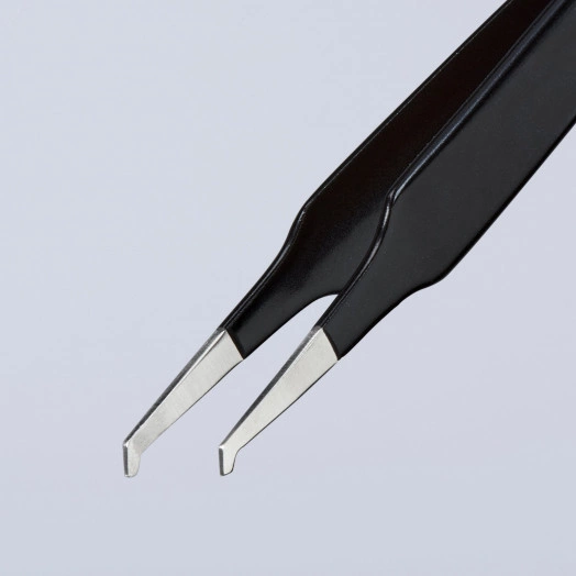 Пинцет ESD захватный прецизионный гладкие изогнутые губки под 45° для техники напайки компонентов поверхностного монтажа на печатную плату без сверления отверстий антистатический L-120 мм нержавеющая хромоникелевая сталь хромированный KN-920878E