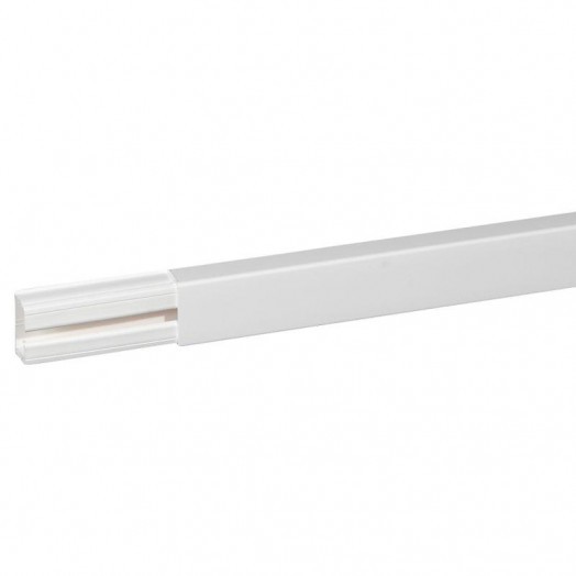 Кабель-канал 1-секц. 40х20 L2100 пластик DLPlus без перегородки бел. Leg 030027