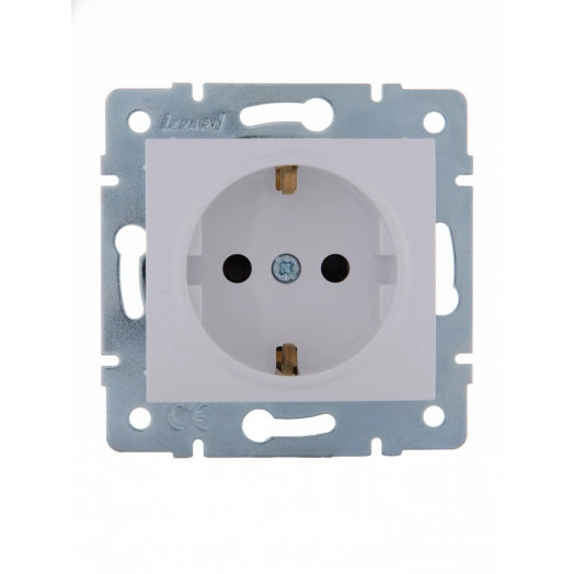 KARINA Розетка с защитой от детей ПБТ белая (10шт/120шт)