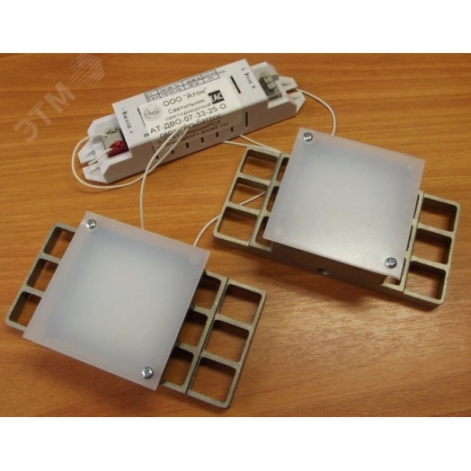 ДВО-33Вт, IP20, 3100Лм, 5000К, Грильято, опал, яч.86х86мм Albatross