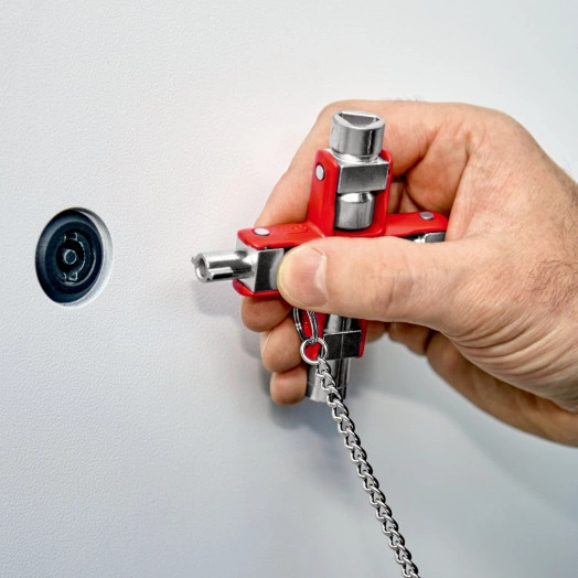 Универсальный 4-лучевой крестовой ключ для стандартных шкафов и систем запирания оцинкованный L-90 мм KN-001106