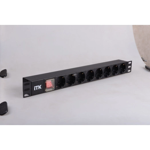 Блок розеток 8 розеток немецкий стандарт с LED выключателем 1 юнит вход С14 без шторок