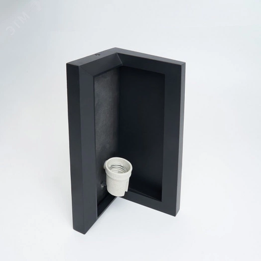 Светильник ДБУ Е27 без лампы IP54 черный