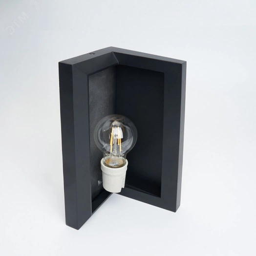 Светильник ДБУ Е27 без лампы IP54 черный