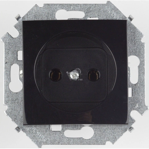 Розетка 2P со шторками 16А 250В винтовой зажим черный глянец