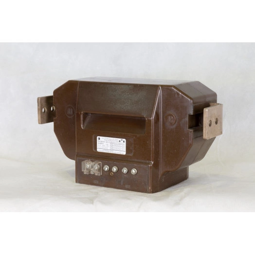 Трансформатор тока ТПЛ-СЭЩ-10-81 0.5S/10Р-10/15-75-150/150/5 16 кА У2 К1-5-10