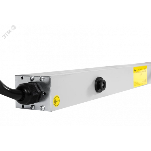 Блок розеток вертикальный, мониторинг, измерение, 3 фазы 16А, 24C13, 6C19, 1420 мм, вх IEC 309, шнур 3м