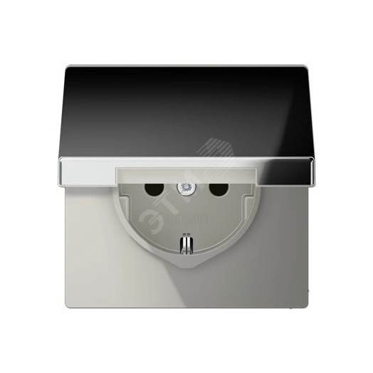 Штепсельная розетка SCHUKO одинарная, с заземлением, с шторками, с откидной крышкой, 16A, 250В  (механизм + накладка, без рамки). Серия LS990  Материал- металл  Цвет- полированный хром