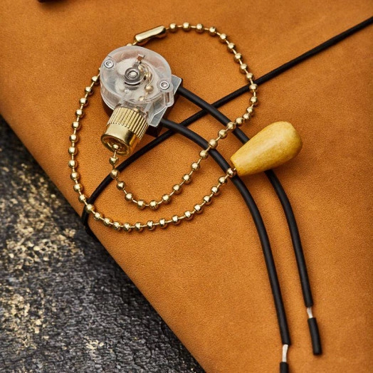 Выключатель для настен. светильника с проводом и деревянным наконечн. (пакет Боб) зол. Proconnect 32-0104-9