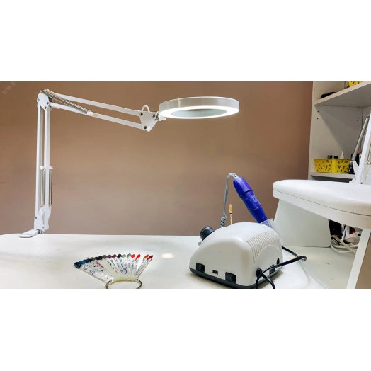 Светильник настольный c увеличительным стеклом 5-ти кратное увеличение 8W Механический выключатель на шнуре TLD-568 White/LED/300Lm/2700-5500K/Dimmer/X5 Белый