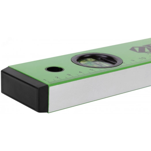 Уровень ''Техно'', 3 глазка, зеленый корпус, фрезерованная рабочая грань, шкала 500 мм