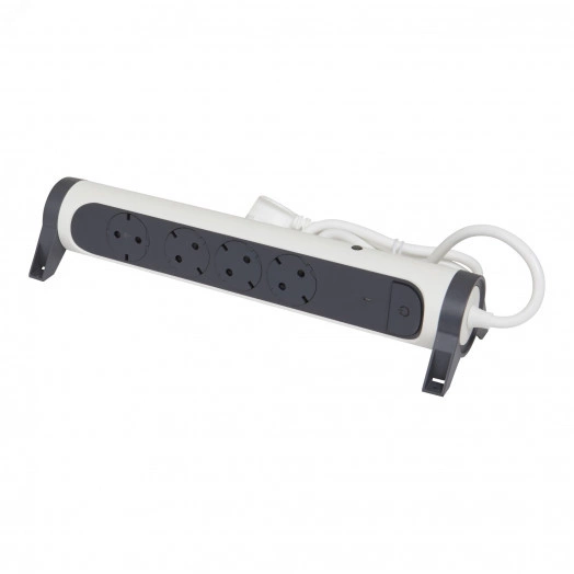 Удлинитель с поворотным основанием, индикацией потребляемой мощности и защитой от перегрузки серии  Комфорт  4 x 2К+З с кабелем 1,5 м., цвет: бело-черный
