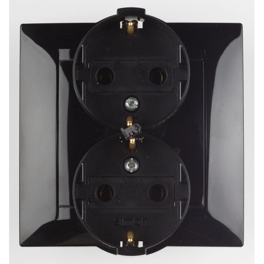 Розетка двойная 2Р+Е Schuko 16А 250В винтовой зажим черный глянец